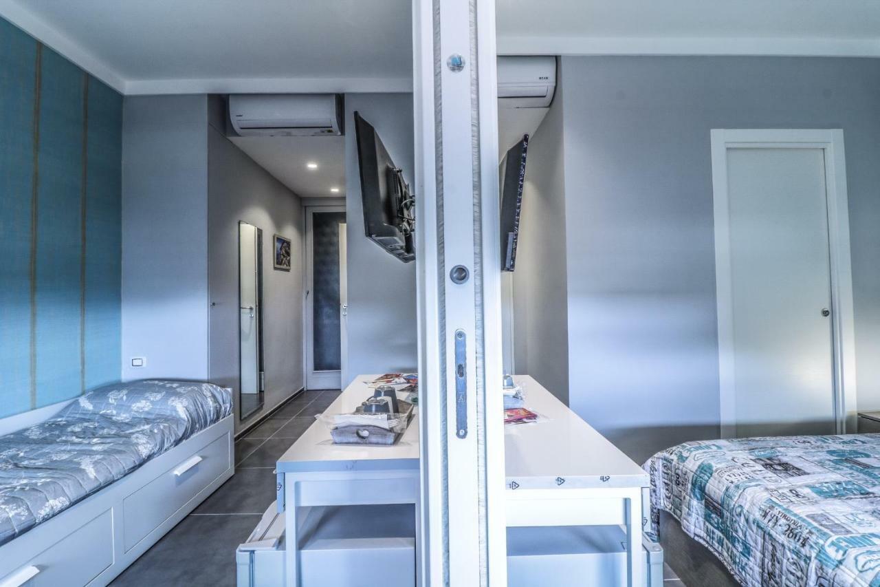 Il Grattacielo B&B Naples Luaran gambar