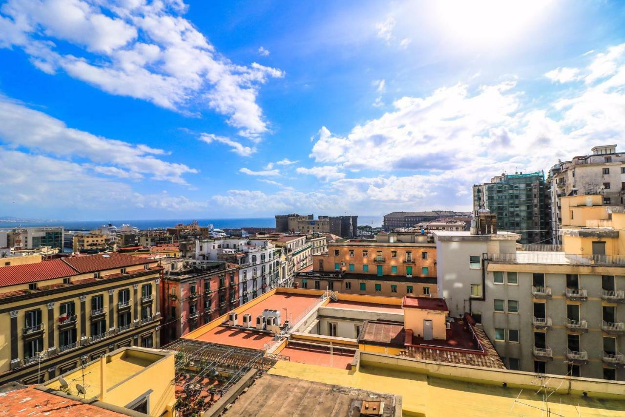Il Grattacielo B&B Naples Luaran gambar