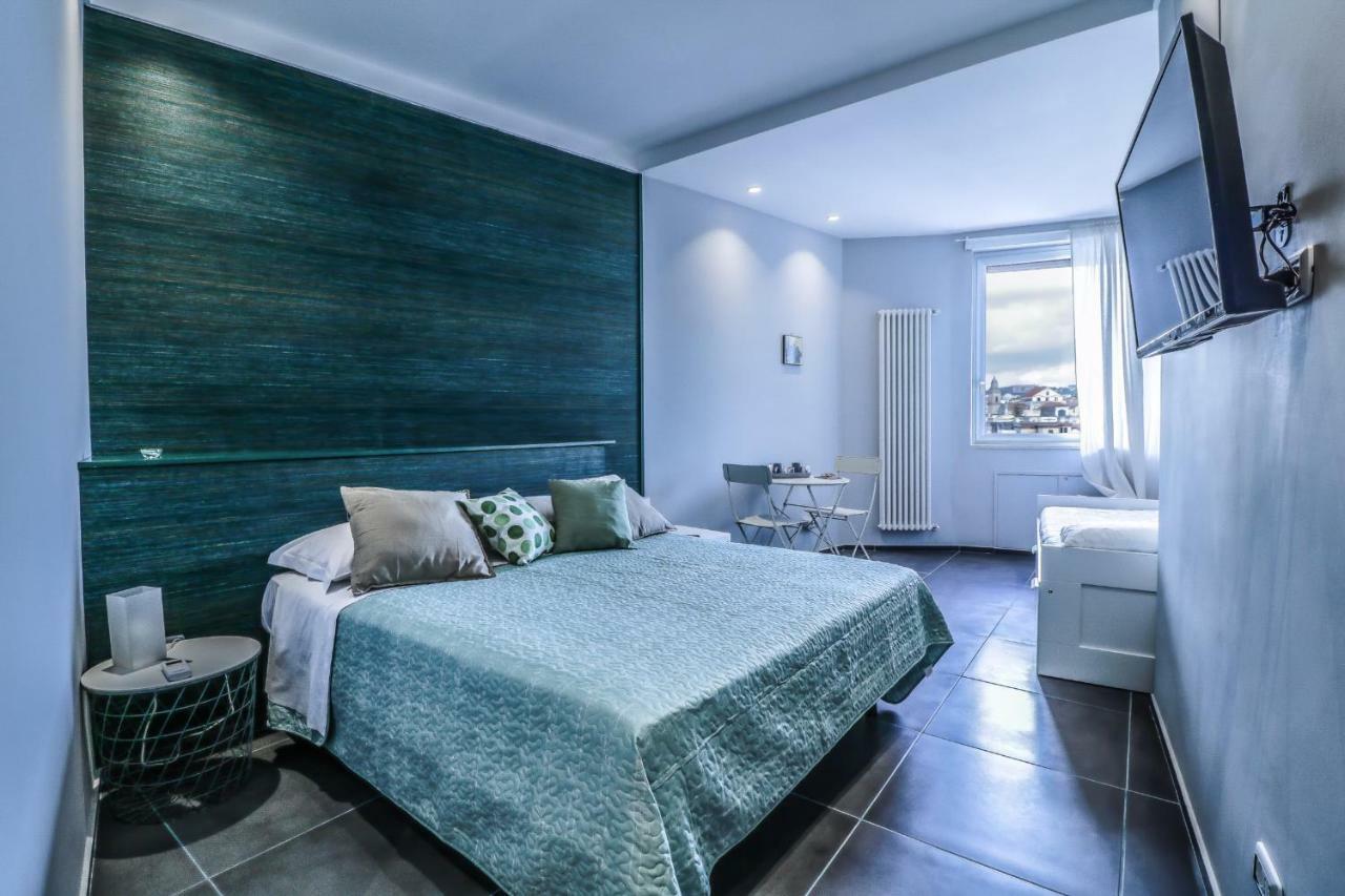 Il Grattacielo B&B Naples Luaran gambar