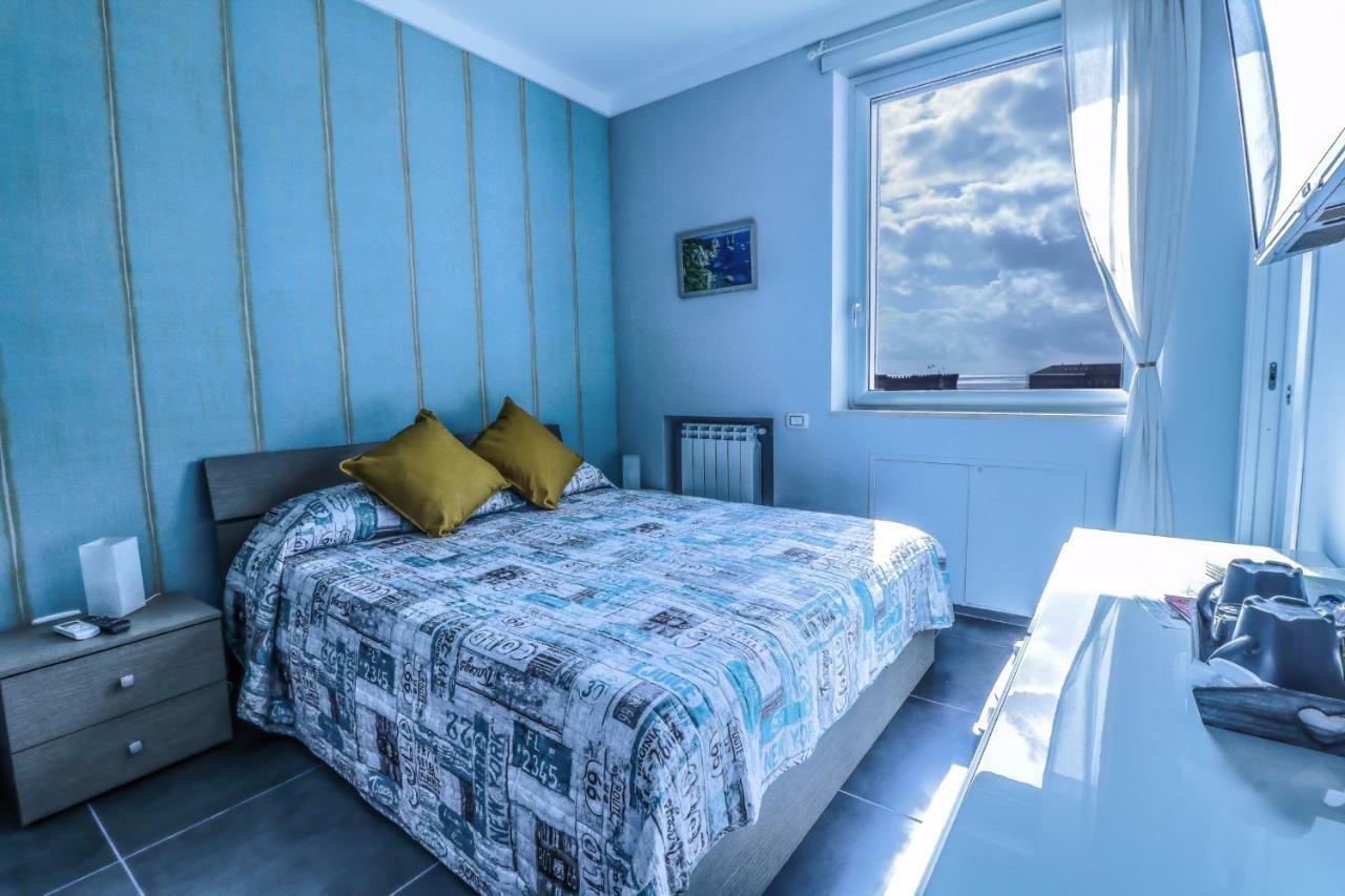 Il Grattacielo B&B Naples Luaran gambar