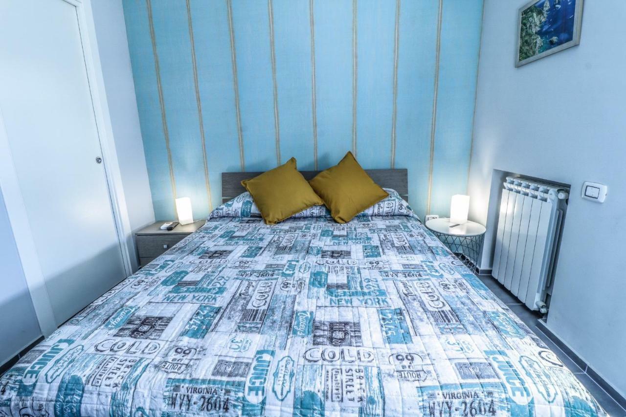 Il Grattacielo B&B Naples Luaran gambar