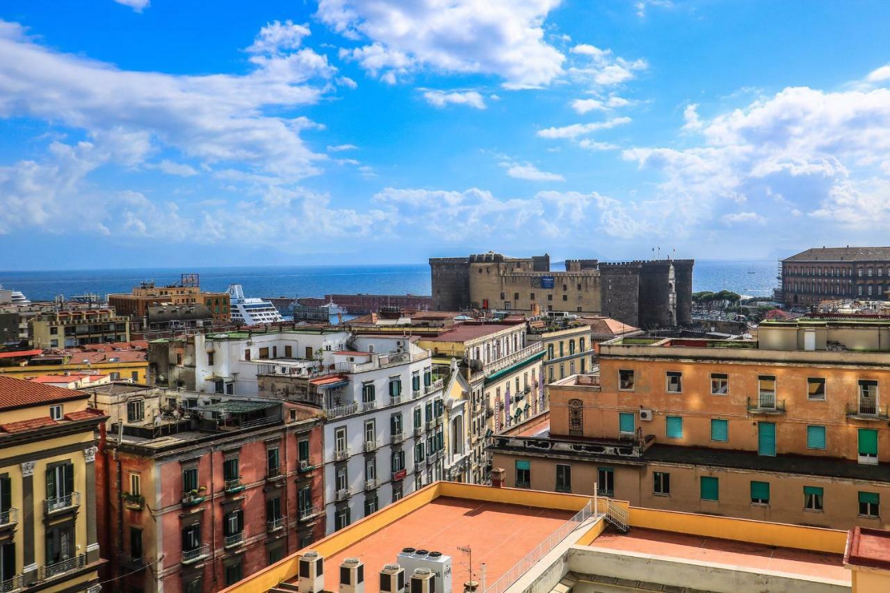 Il Grattacielo B&B Naples Luaran gambar